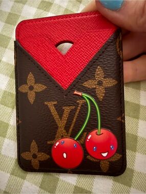 LV x Murakami Magnetic card case